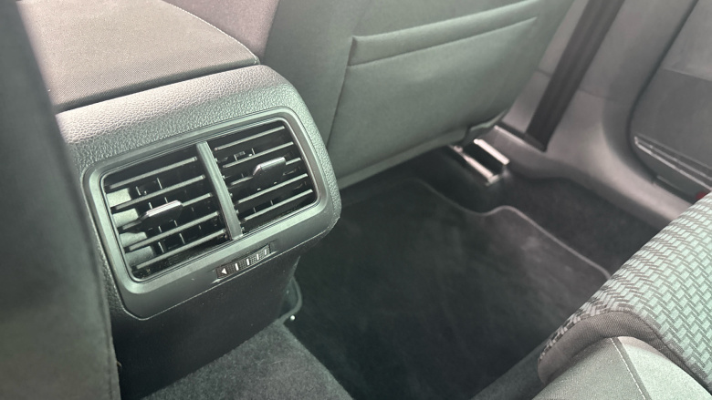 Volkswagen Golf 1.5 TSI EVO 150 R-Line Edition 5dr Petrol Hatchback